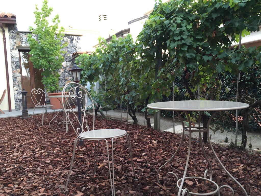 Bed and Breakfast Il Casale Del Giglio Santo Stefano di Magra Exterior foto
